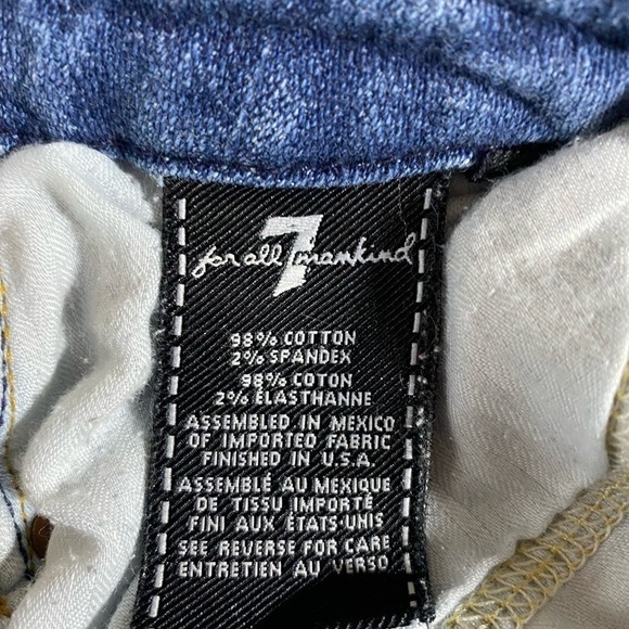 7 for all Mankind Straight Crop 26 - Picture 5 of 6